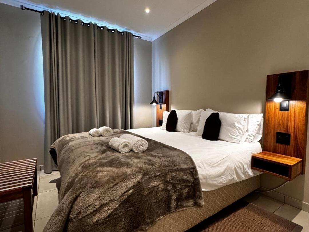 Flying Ostrich Guesthouse & Self-Catering Accommodation マリエンタール 部屋 写真