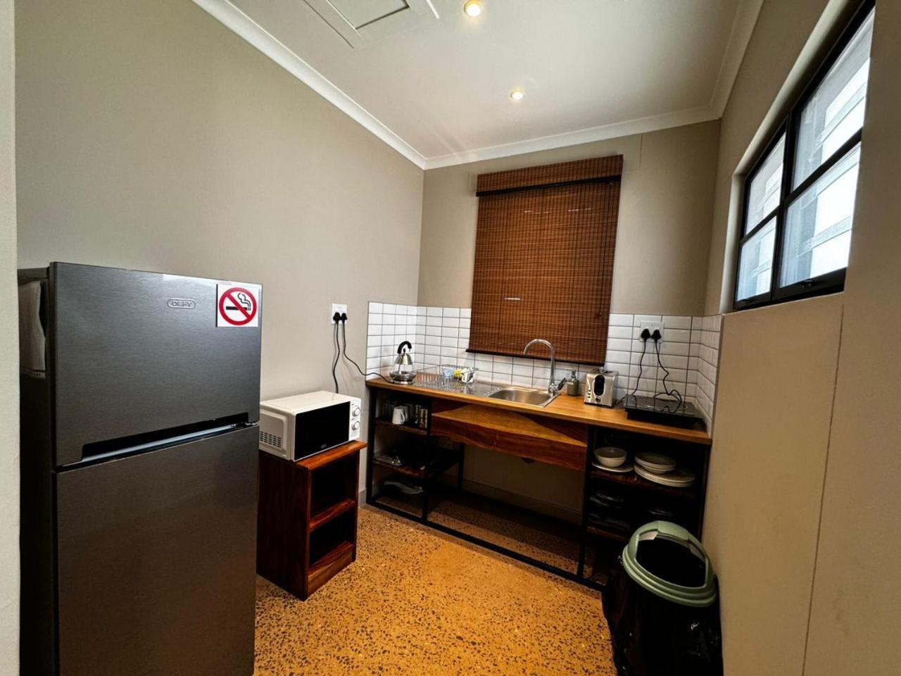 Flying Ostrich Guesthouse & Self-Catering Accommodation マリエンタール エクステリア 写真